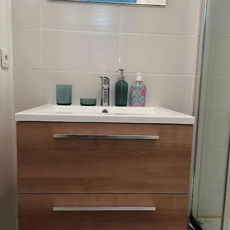 Apartment Appart Calme Avec Jardin Et Parking. 15mn De Paris *