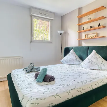 Apartamento Calme Avec Jardin Et Parking. 15mn De Paris
