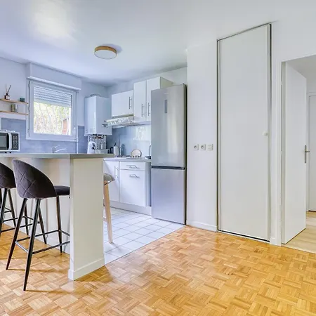 Calme Avec Jardin Et Parking. 15mn De Paris Apartment